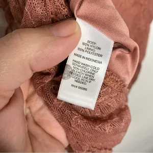 Express dusty rose ruffle blouse size small‎ thumbnail 5