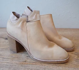 Jeffrey Campbell x Free People Size 7.5 Ankle Bootie Heels Tan Leather Boho thumbnail 1