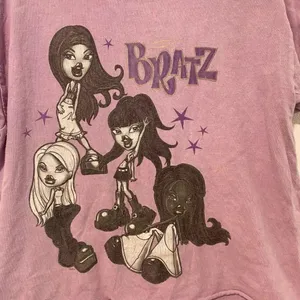 Bratz Graphic Tee | Purple Y2K Baby Tee | Size XS thumbnail 3