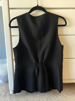 Tahari Black button up vest thumbnail 2
