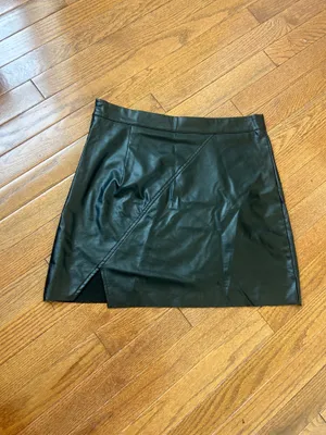 SheIn Black leather skirt thumbnail 2