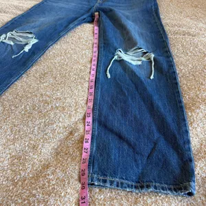 Levis Low Pro Straight Distressed Jeans Medium Wash Blue Denim Womens‎ Size 31 thumbnail 8