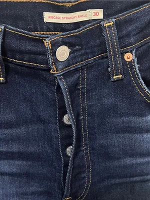 Levi’s Ribcage Straight Ankle Jeans 30 Dark Indigo thumbnail 4