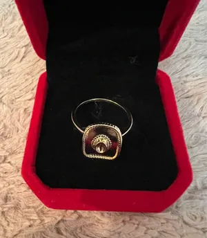 Women’s Golden Embellished Statement Ring Size 8 thumbnail 1