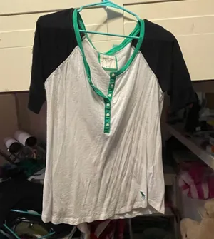 Color blocan baseball tee. Abercrombie thumbnail 1