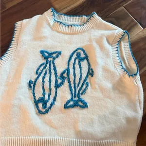 Sleeveless Sweater with Sardine design - White and Blue thumbnail 1