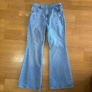 Levi’s Premium Denim 70s High Flare Boho Western Coastal Cowgirl Hippie Jeans 29 thumbnail 4