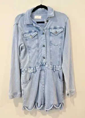 Z Supply Coyote Soft Cloth Denim Look Terry Cloth Romper Size Medium thumbnail 1