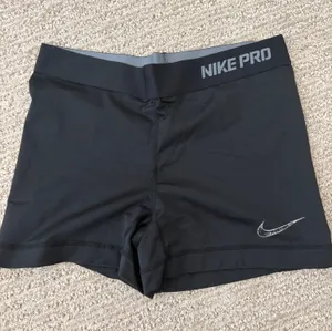 Nike Pro Spandex Shorts thumbnail 1
