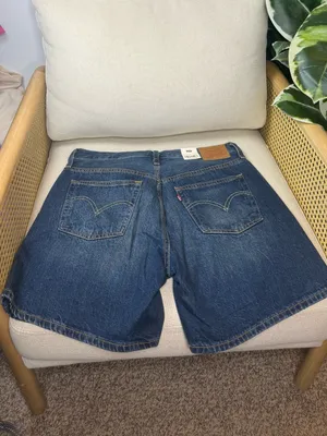 NWT Levi's 501 Mid Thigh Shorts Size 30 thumbnail 4