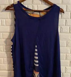 FreeBird woman’s Tank top with opening in the back thumbnail 7