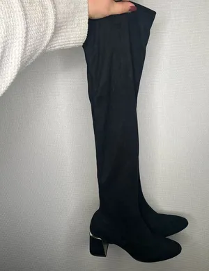 Zara Basic | 41 Black Over the Knee Boots with Block Heel and Pull-On‎ Style thumbnail 1