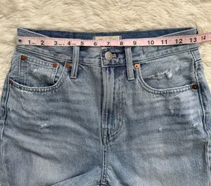 Madewell Jeans The Perfect Vintage in Calabria Wash: Ripped Edition 26 thumbnail 11