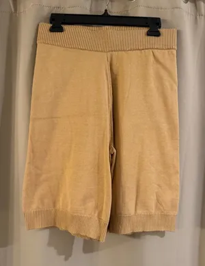 Delta Knit High-Waist Biker Shorts in Camel thumbnail 1