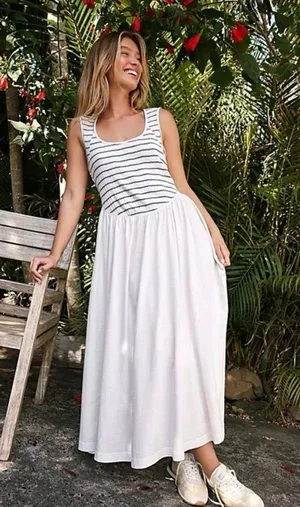 Dress thumbnail 1