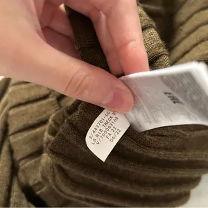 Banana Republic Lucci Merino Wool Turtleneck Sweater Brown Quiet Luxury Preppy thumbnail 7