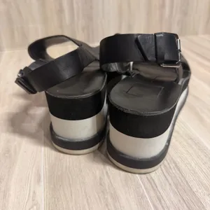 Dolce Vita Womens Black Leather Platform Sandals Tri-Color Flatform Size 8.5 thumbnail 3