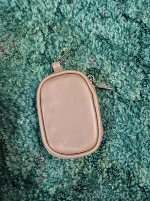 Steve Madden Earbud Case Keychain thumbnail 4