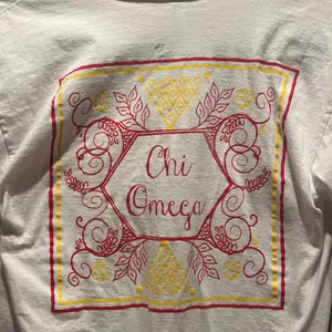 University Tees Women’s Sorority Chi Omega V Neck Tee T Shirt Size Small thumbnail 6