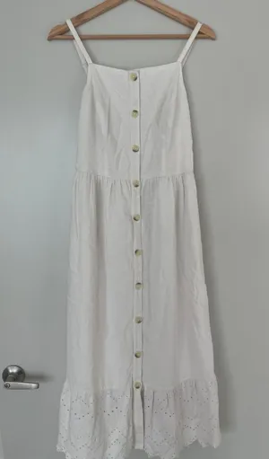 White Maxi Dress Size M thumbnail 1