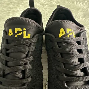 APL X Soulcycle Techloom Phantom Athletic Minimalist‎ Women's Sneakers Size 7 thumbnail 4