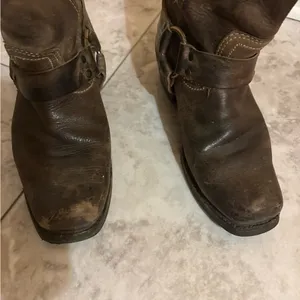 Frye Harness 15R Leather Boots in Chocolate thumbnail 5