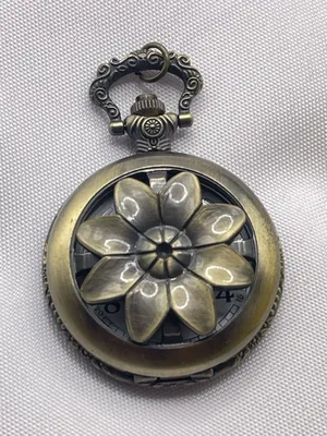 Pocket Watch‎ Unisex Bronze Tone Steel Classic Floral Pattern White Quartz B37 thumbnail 1