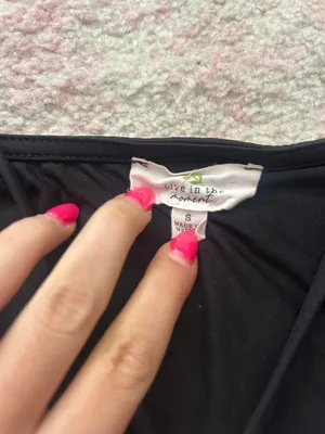 Black Top thumbnail 2