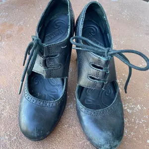 Born retro leather black heeled lace up clogs sz 8 thumbnail 2