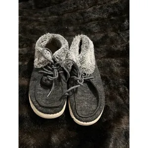 Hey Dude Britt Boots Dark Gray Faux Fur Lined Chukka Moccasin Sneakers Size 9 thumbnail 2