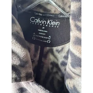 Calvin Klein Performance Women 2X Animal Print Fleece Moto Vest Asymmetric Zip thumbnail 4