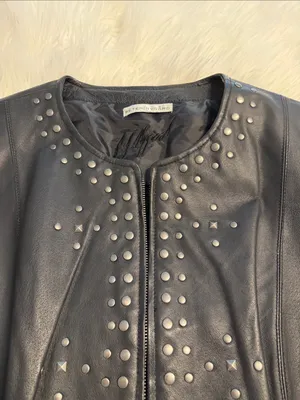 Peter Nygard Black Studded Leather-Front Jacket with zipper length 25” bust 36” thumbnail 7