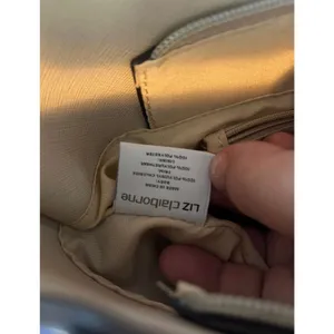 Liz Claiborne Beige Saffiano Crossbody Bag Bamboo Handle Geometric Metallic thumbnail 13