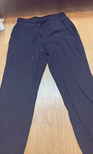 Lululemon Black Joggers High-Rise thumbnail 1