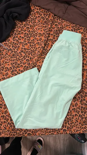 FIGS Wide-Leg Scrub Pants thumbnail 2