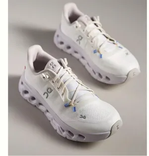 On Cloudtilt Sneakers in Sand lavender Size 9 thumbnail 2
