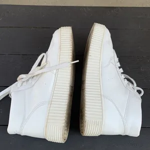 American Eagle White High Top Platform Sneakers Size 8 thumbnail 3