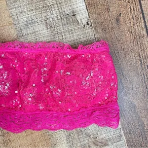 Tarea Rue 21 Medium Juniors Sequin Lace Hot Pink Bandeau Bra Top thumbnail 9