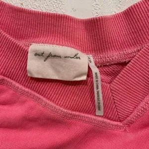 Out From Under Pink Cropped Sweatshirt V Neck Raw Hem Boxy Top XS thumbnail 3