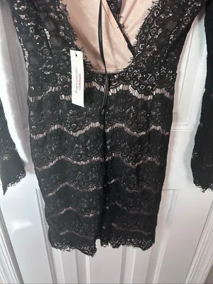 Francescas Black Lace V Neck Mini Dress - NWT size XS sexy going out date night thumbnail 5