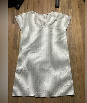 Madewell small striped dress thumbnail 1