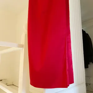 Lovers + Friends / Revolve Sylvia Strapless Gown in Flame Scarlet NWOT thumbnail 11