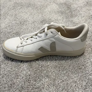 Veja Campo Leather Sneakers thumbnail 9