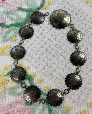 Vintage Silver Tone‎ Concho Belt Western Boho Stamped Metal Link Chain 31 Inch thumbnail 1