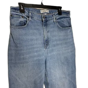 Abercrombie & Fitch The 90s Straight Ultra High Rise Curve Love Jeans Size 14 thumbnail 2