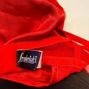 Fredericks of Hollywood Chemise Women 38 Red Satin Floral‎ Embroidered Slip thumbnail 8