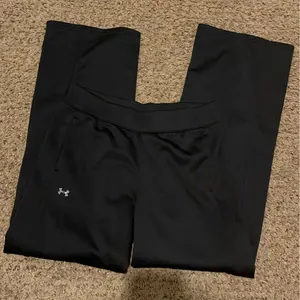 Black under armour sweatpants thumbnail 1