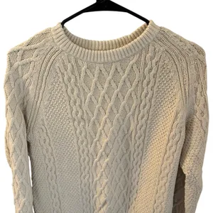 J. Crew Factory Cream Cable Knit Raglan Crewneck Sweater XS Cropped Preppy Cozy thumbnail 4