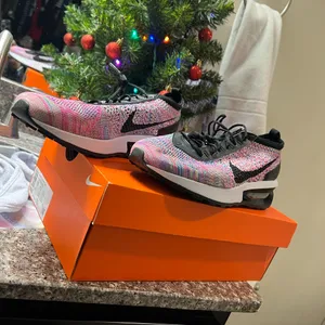 Nike Women's Multicolor Athletic Shoes thumbnail 2