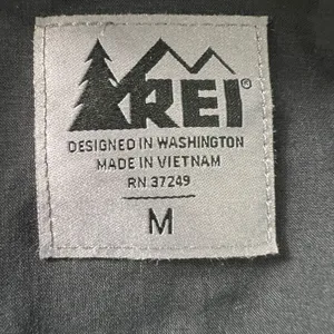REI Black Hooded Insulated Parka Jacket Womens Medium Outdoor Coat No Belt‎ thumbnail 3